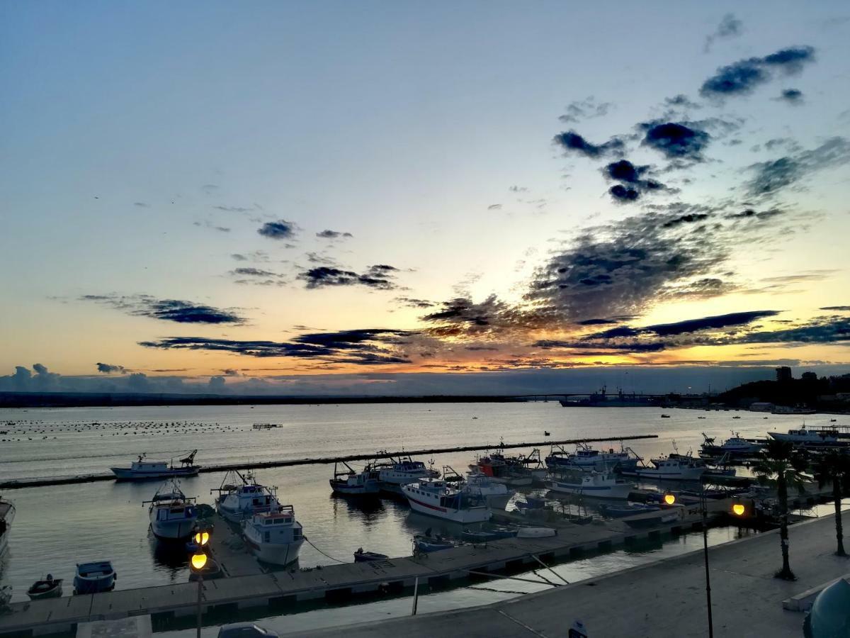 B&B La Terrazza di NonnAnna Taranto Esterno foto